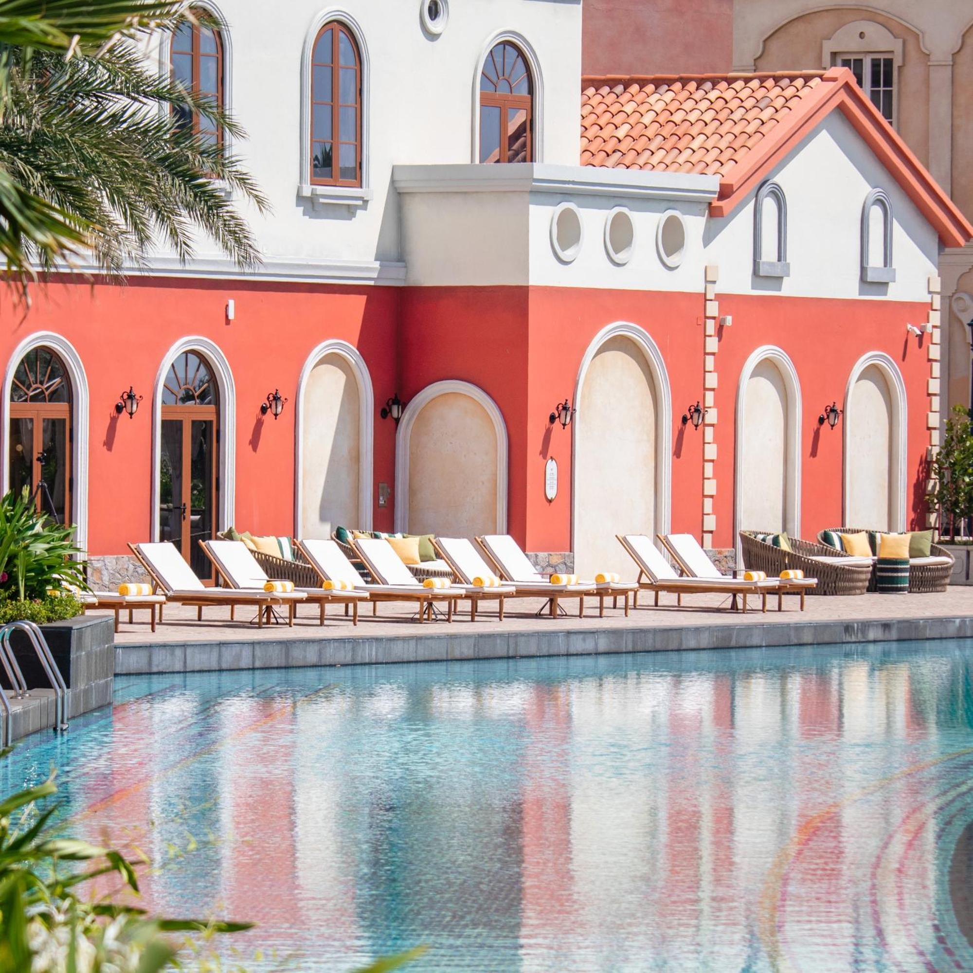 فندق La Festa Phu Quoc, Curio Collection By Hilton المظهر الخارجي الصورة